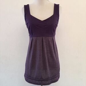 Lululemon Purple elevate Tank Top Size 6 V Neck Scoop Back